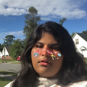 Meet your Posher, Kashi